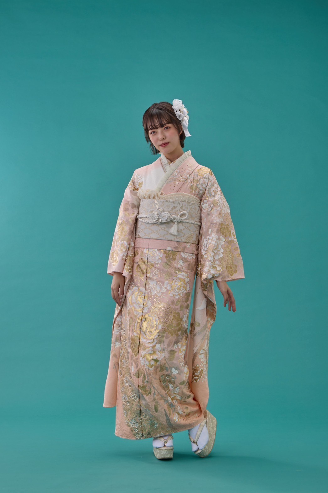 振袖　花柄　銀彩　金彩　関芳　十日町友禅 【レンタル可】【店舗試着可】