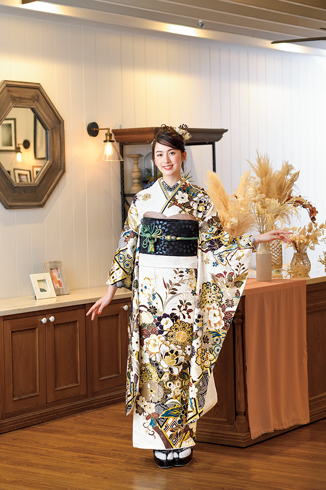 振袖　大阪　レンタル可　店舗試着可　BLOOM