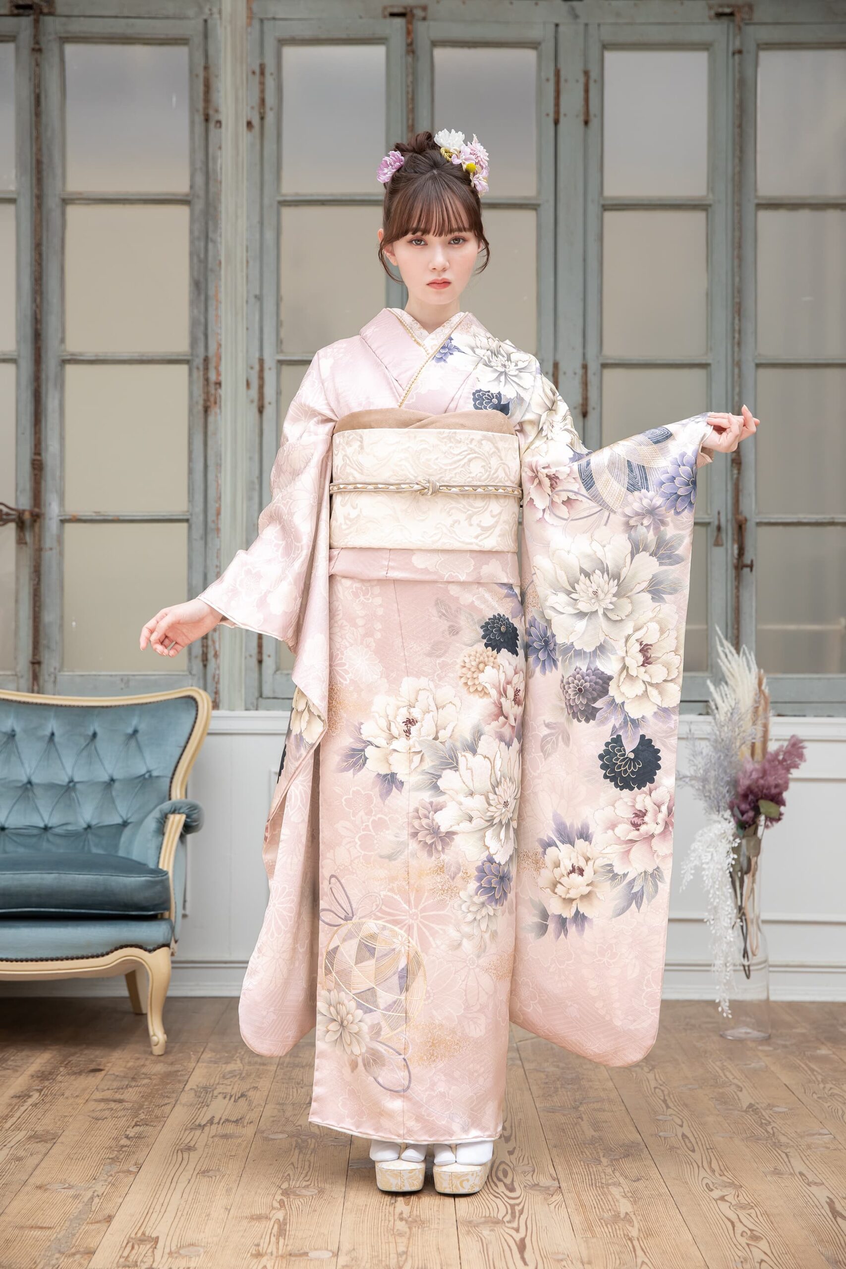 花咲くピンクの振袖で引き寄せる♡大人清楚な美しさ全開